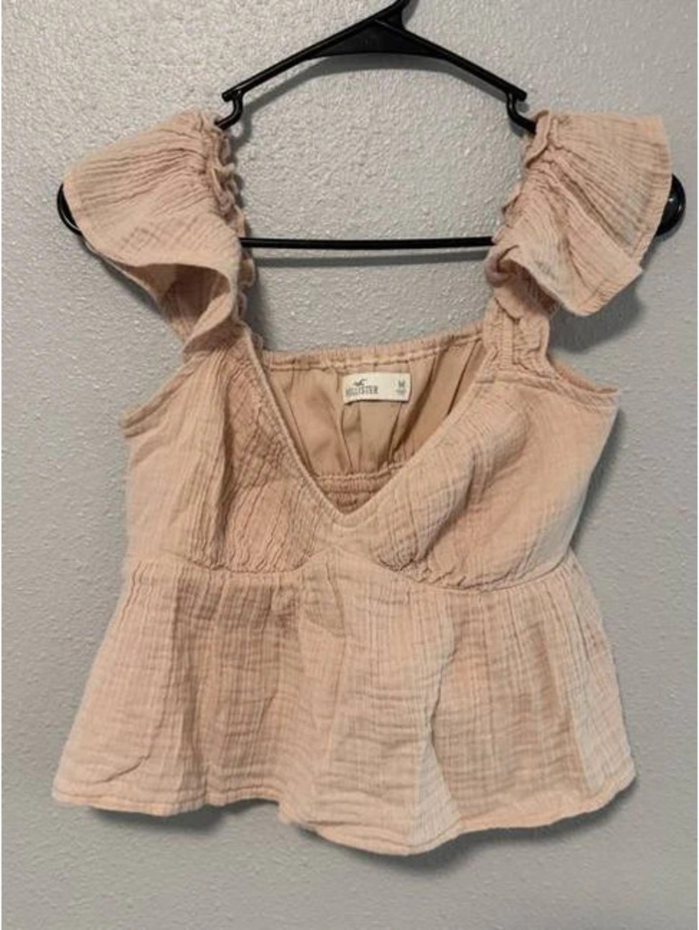 #6154 Hollister Tan Ruffle Sleeve Peplum Top Size M